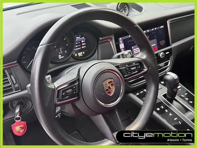PORSCHE Macan 2.0