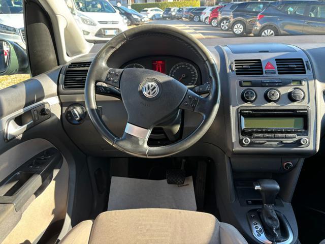 VOLKSWAGEN Touran 2.0 TDI DPF DSG Highline NEOPATENTATI