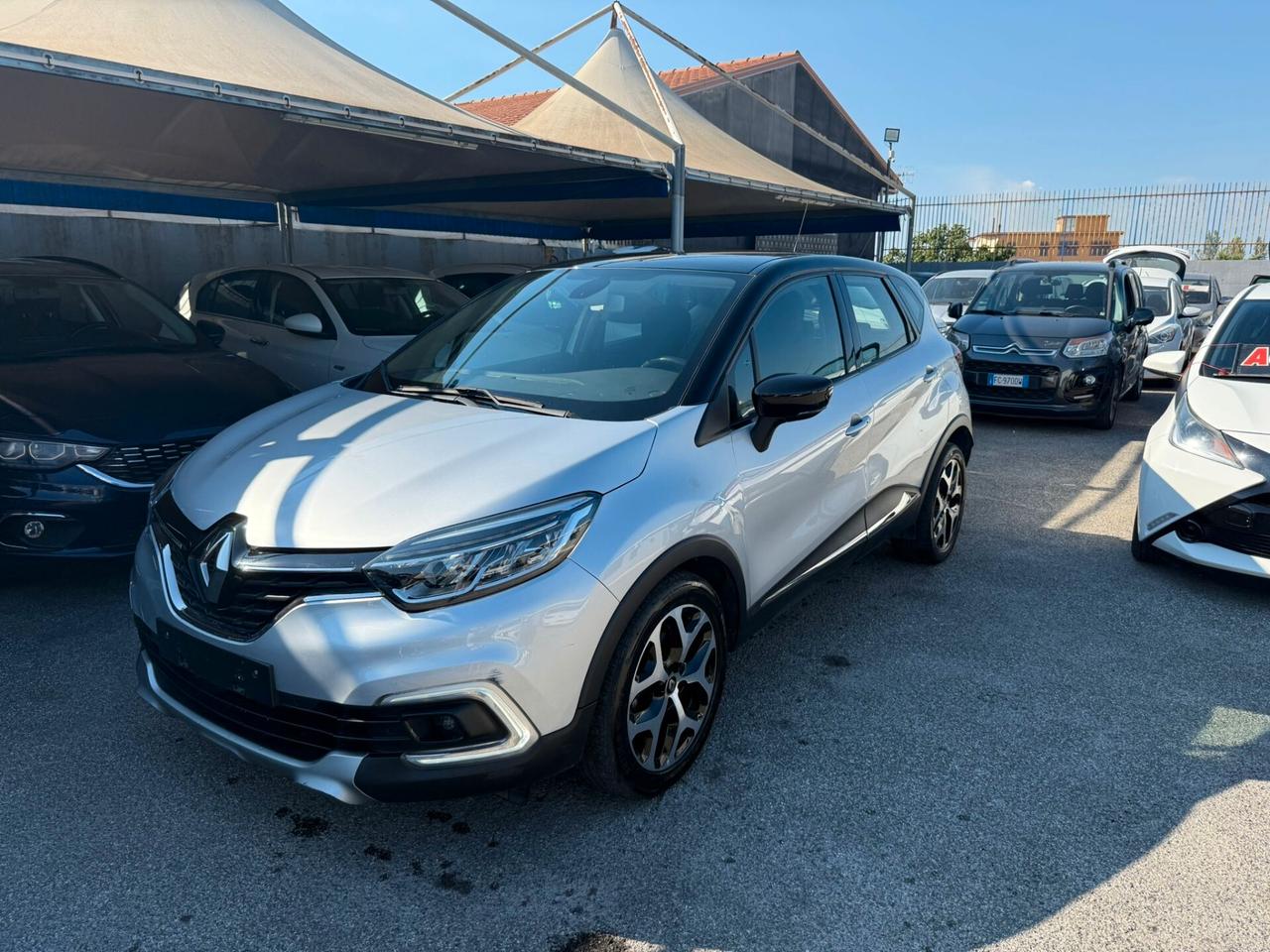 Renault Captur dCi 8V 110 CV Start&Stop Energy Initiale Paris
