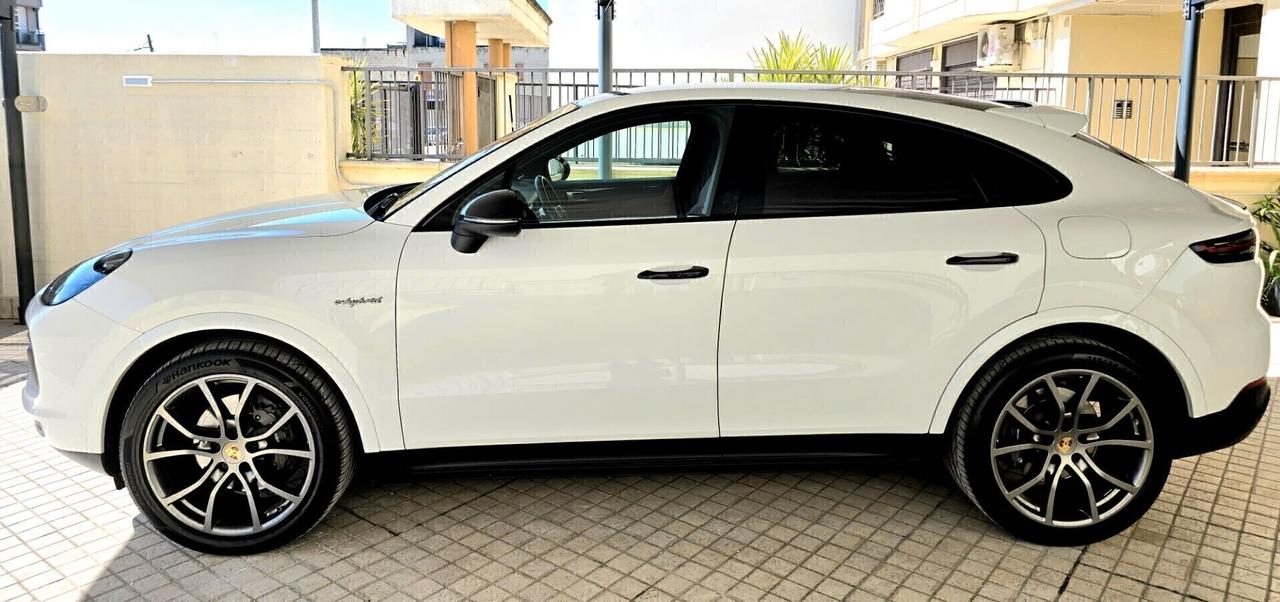 PORSCHE CAYENNE COUPE' 3.0 E-HYBRID ITA-IVA ESPOSTA