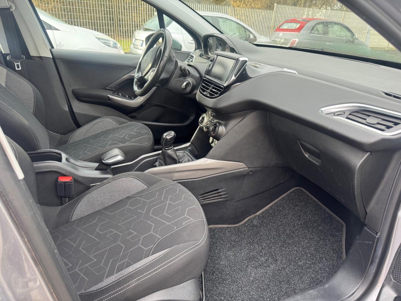 Peugeot 2008 PureTech 82 Allure