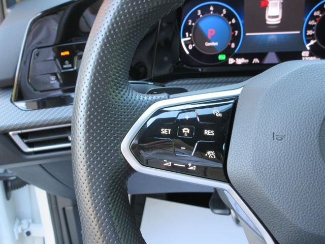 VOLKSWAGEN Golf Variant 1.5 eTSI 150 CV EVO ACT DSG R-Line
