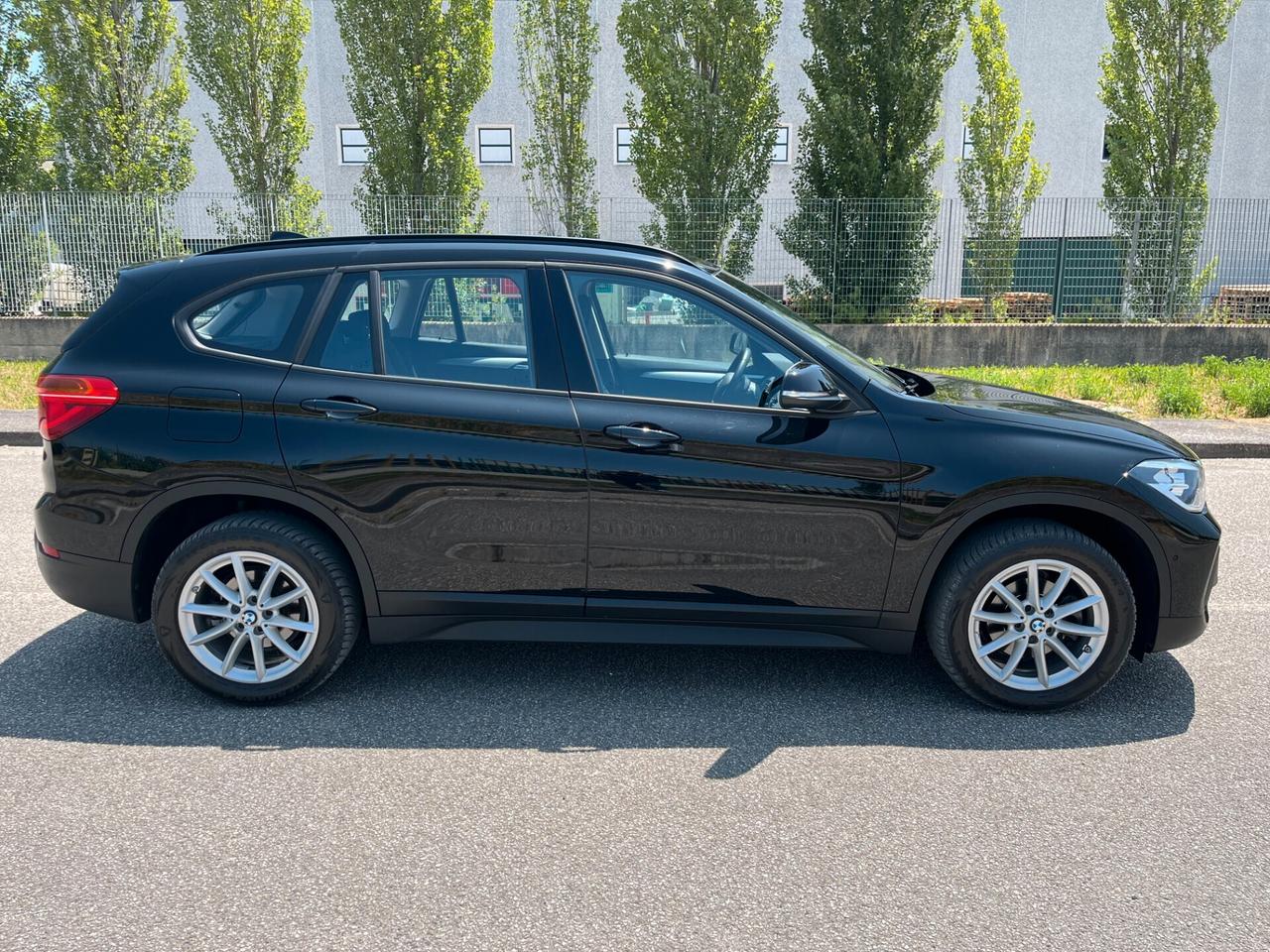 BMW X1 s drive 16d Business Advantage