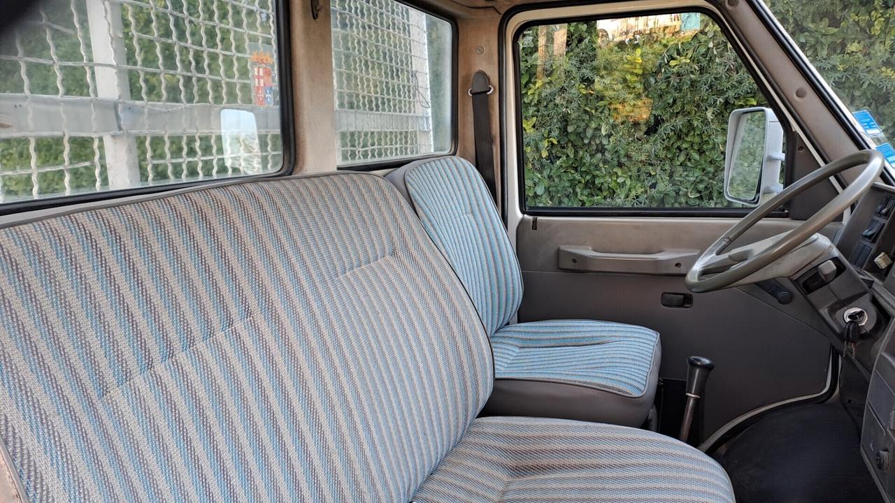 Iveco daily 35-8 RIBALTABILE tri laterale POCHI KM