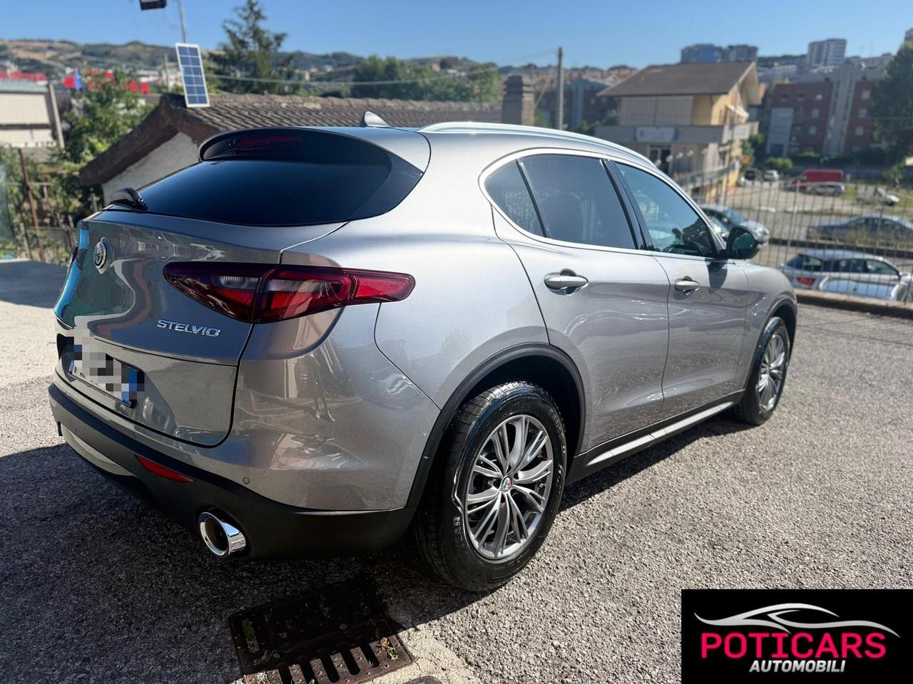 Alfa Romeo Stelvio 2.2 Turbodiesel 190 CV AT8 Q4 Business