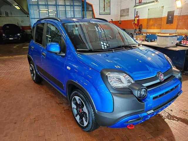 Fiat Panda Cross 1.0 Hybrid 70cv 36 rate Rate da 177,95 Euro