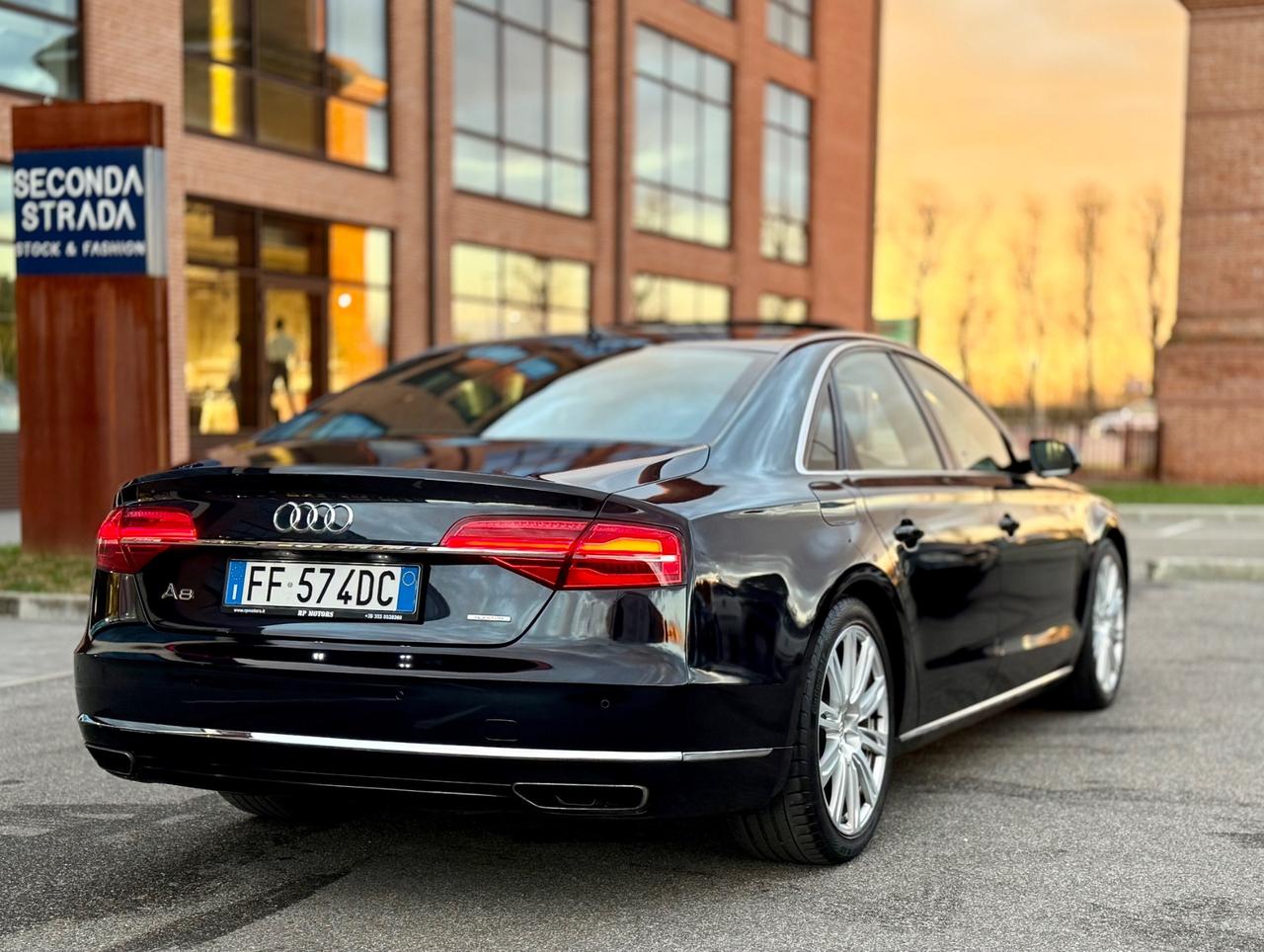 Audi A8 3.0 TDI 262 CV ultra quattro tiptronic