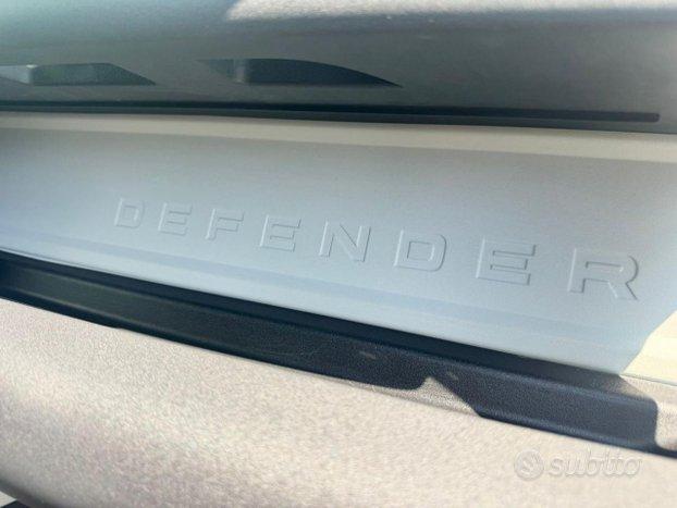 LAND ROVER Defender 110 2.0 SD4 240CV AWD Auto 7