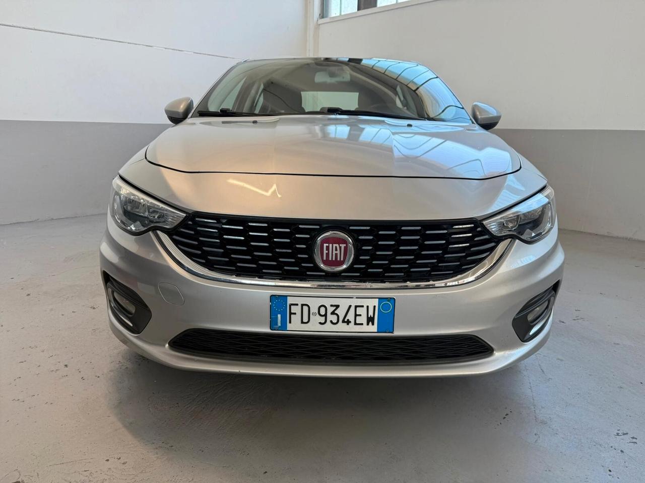 Fiat Tipo 1.6 Mjt S&S 5 porte Lounge