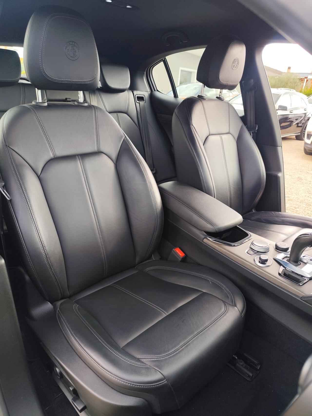 Alfa Romeo Stelvio 2.2 Turbodiesel 210 CV AT8 Q4 Ti