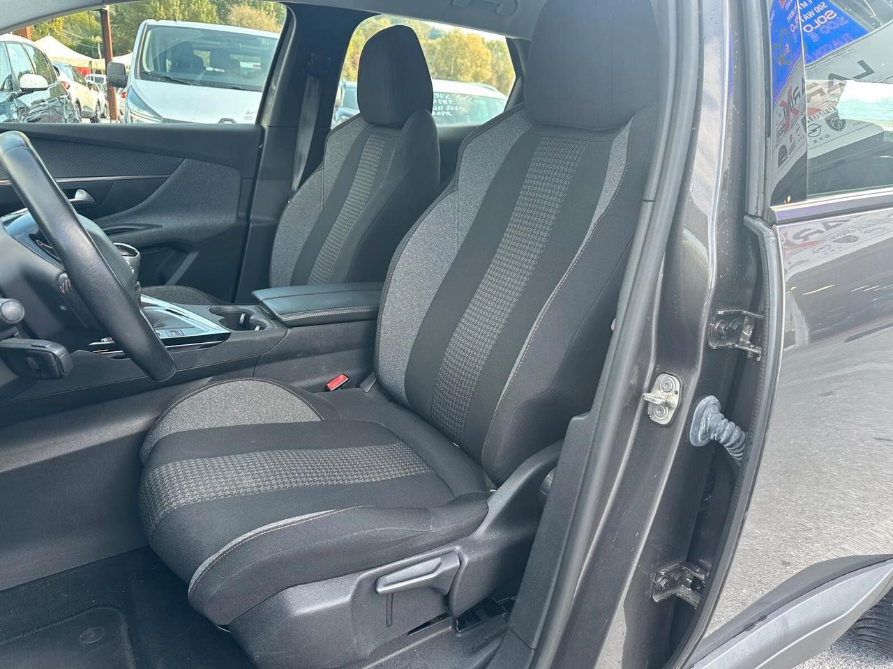 Peugeot 3008 BlueHDi 130 S&S Allure