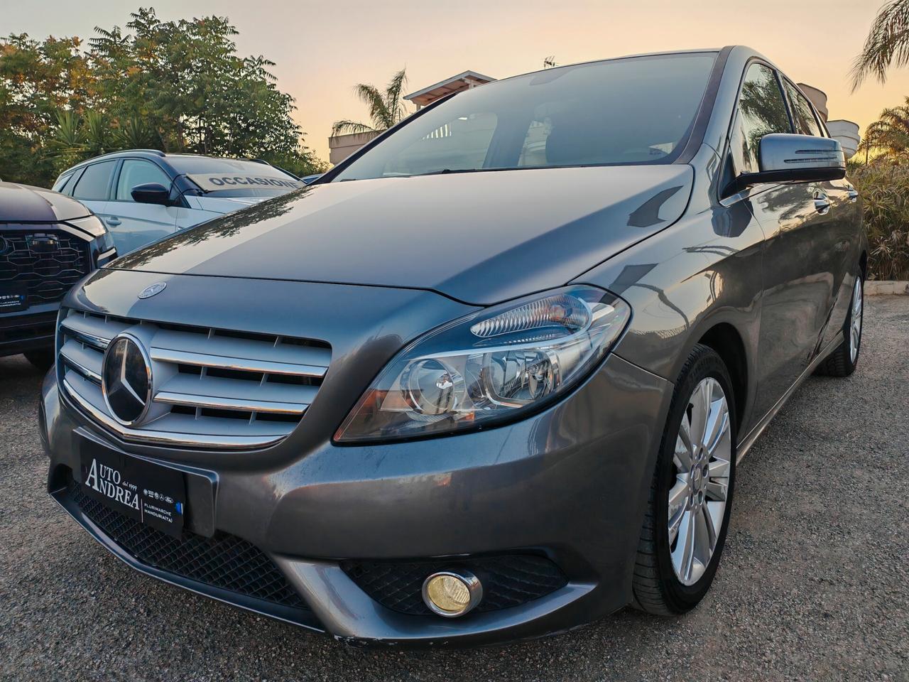 Mercedes benz classe B 180cdi fulll 2013