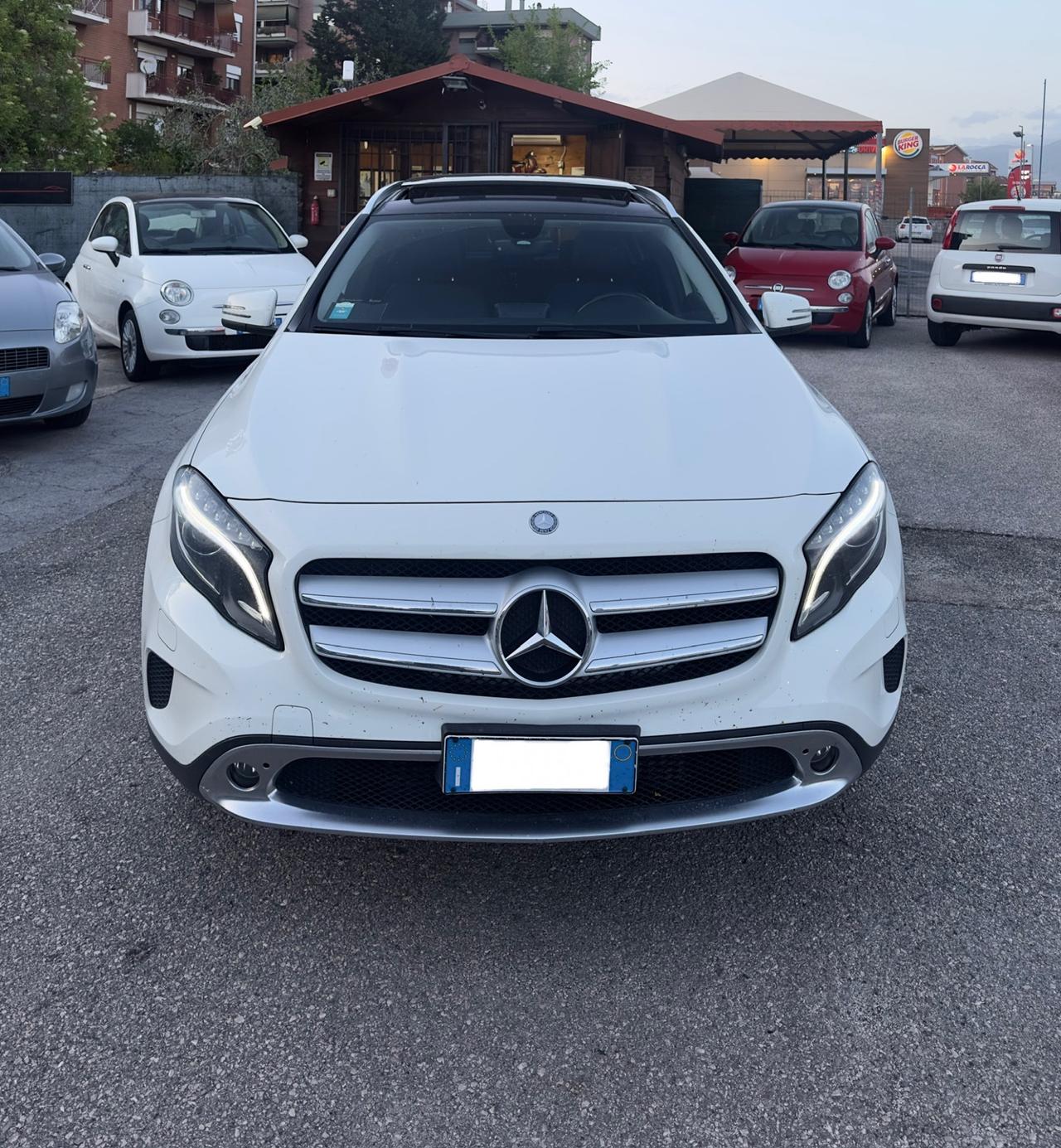 Mercedes-benz GLA 200 GLA 200 d Sport pelle tetto led cerchi in lega 18*