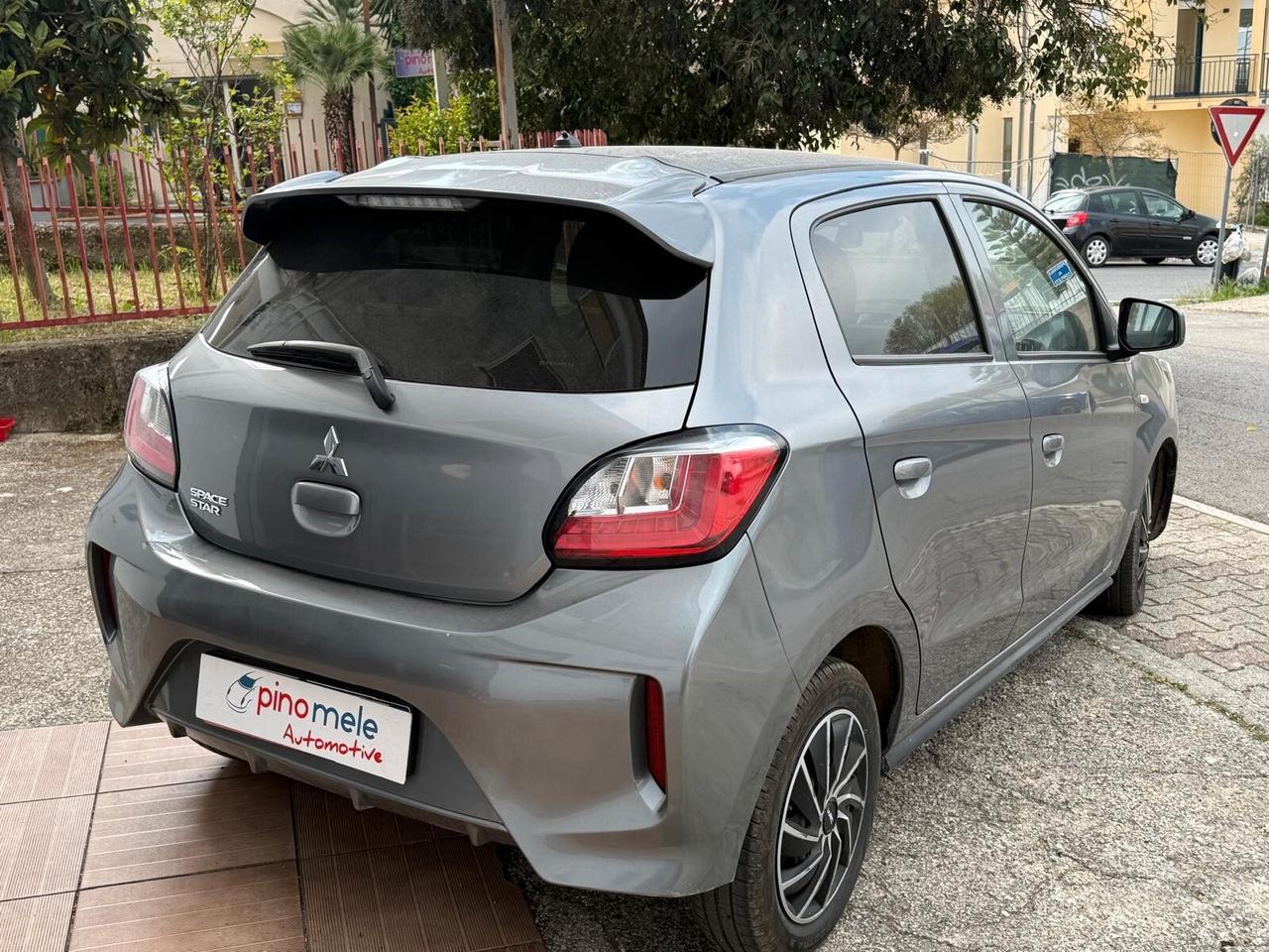 Mitsubishi Space Star 1.2 Intense SDA