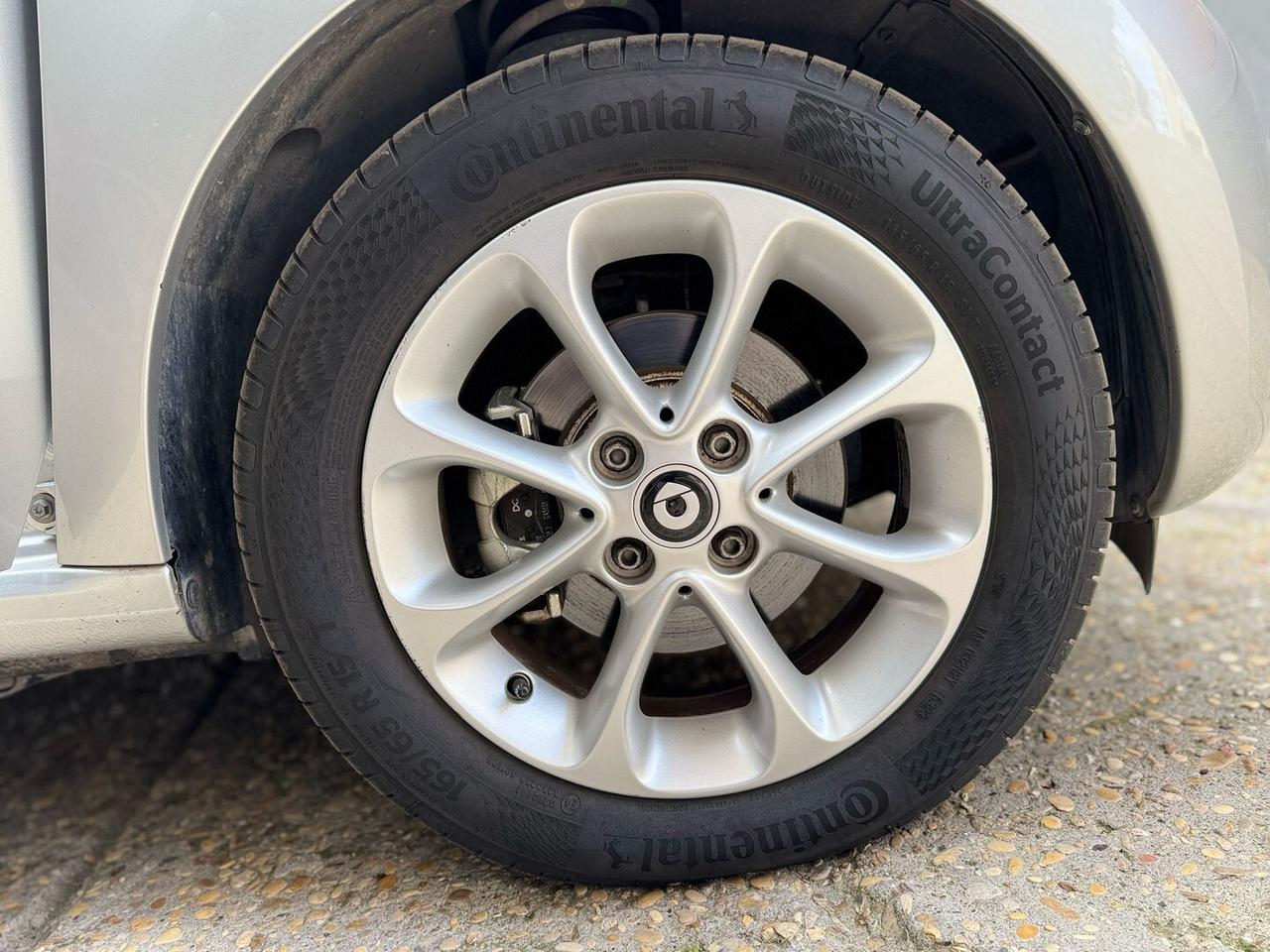 SMART FORFOUR EQ