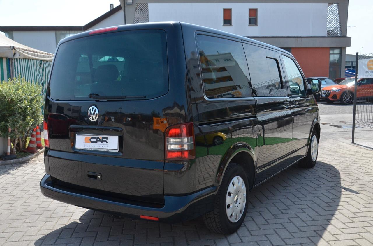 Volkswagen Transporter 2.5 TDI/130CV CARAVELLE AUTOMATICO 9 POSTI