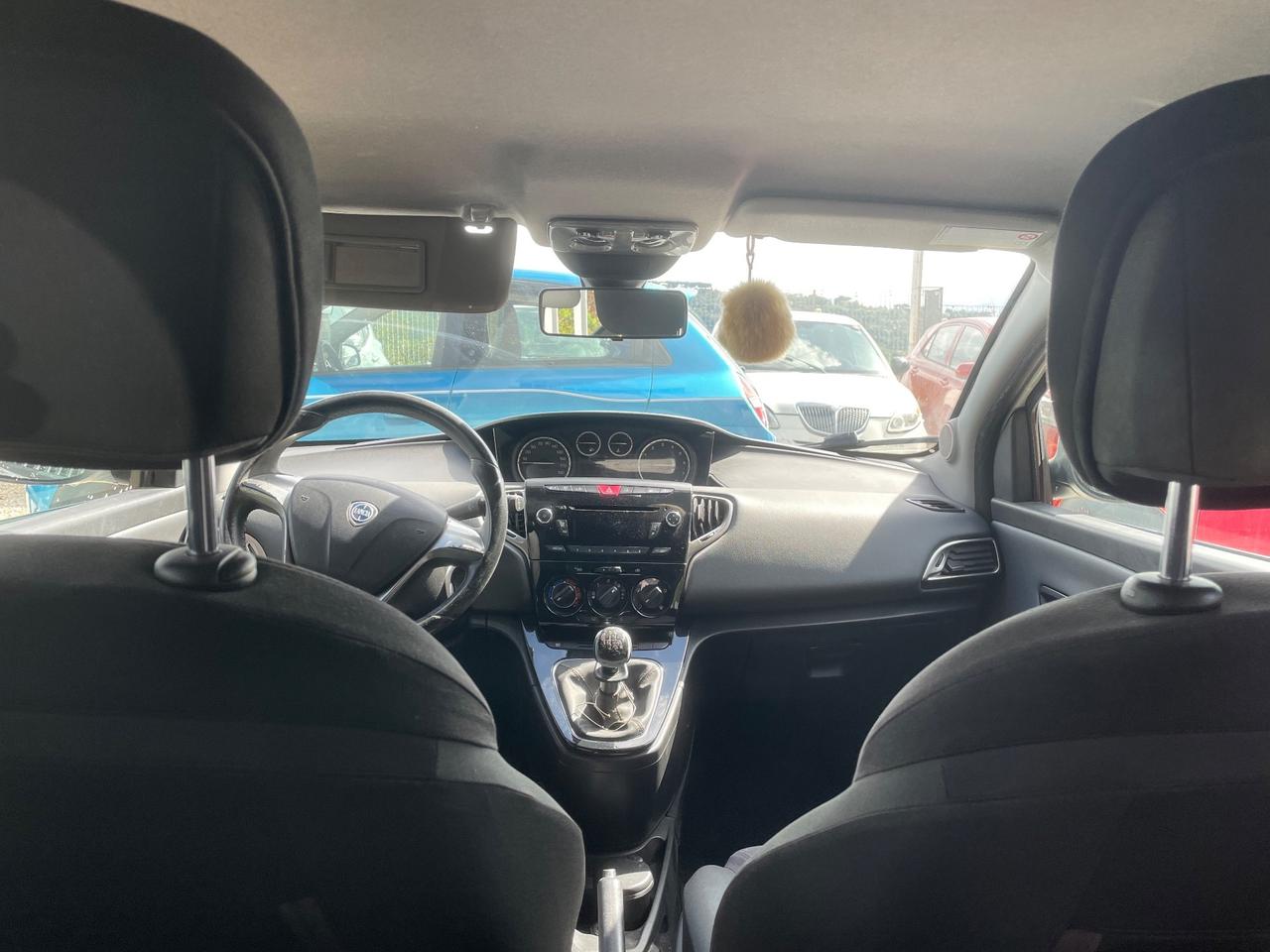 Lancia Ypsilon 1.2 69 CV 5 porte GPL Ecochic Platinum