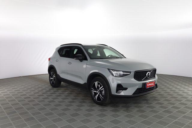 VOLVO XC40 XC40 B3 automatico Plus Dark