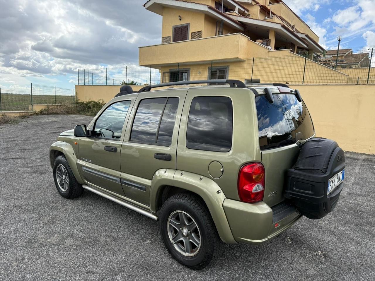 Jeep Cherokee 2.8 CRD Sport