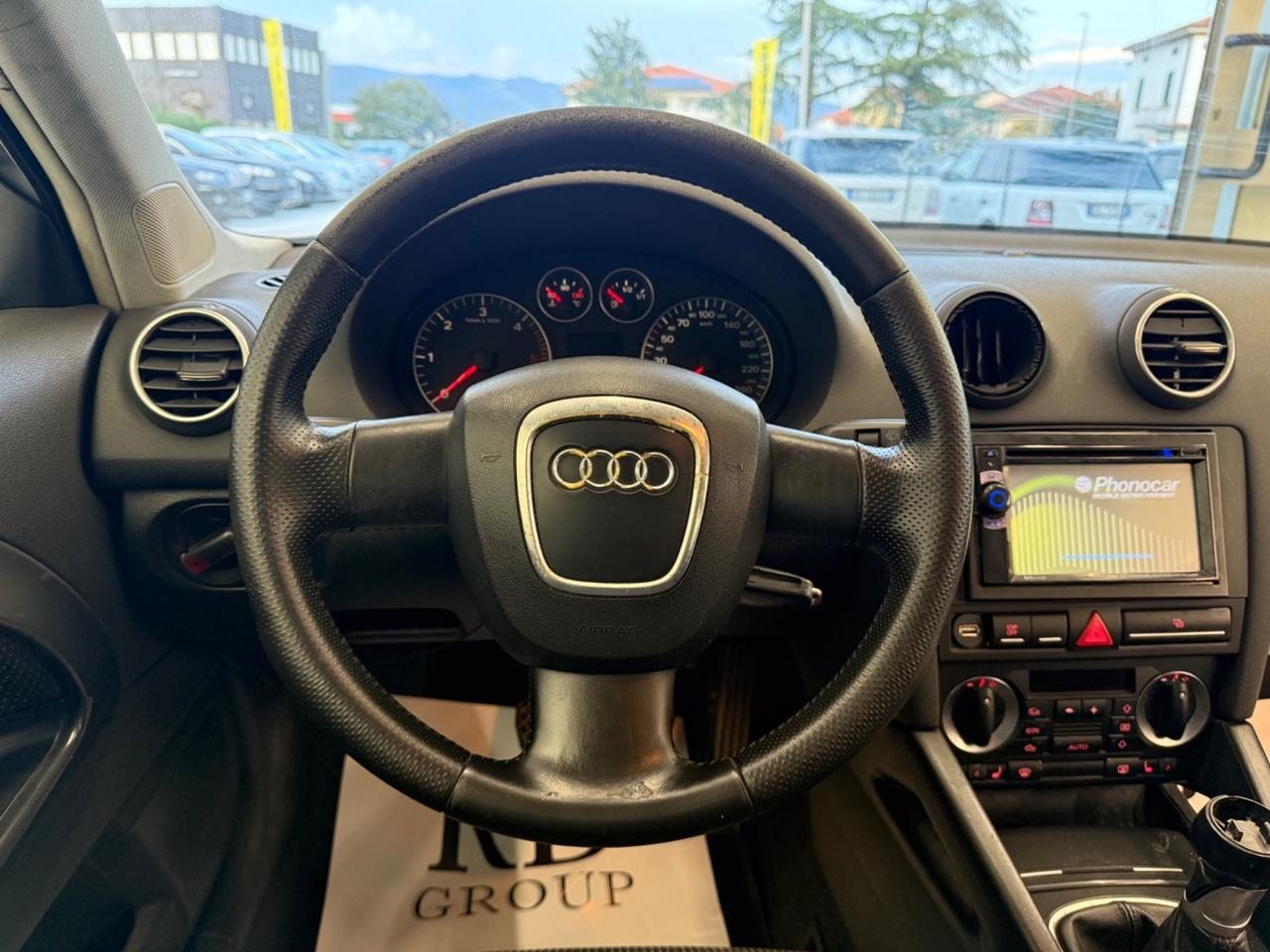 Audi A3 2.0 tdi Ambition 140cv okneopatentati