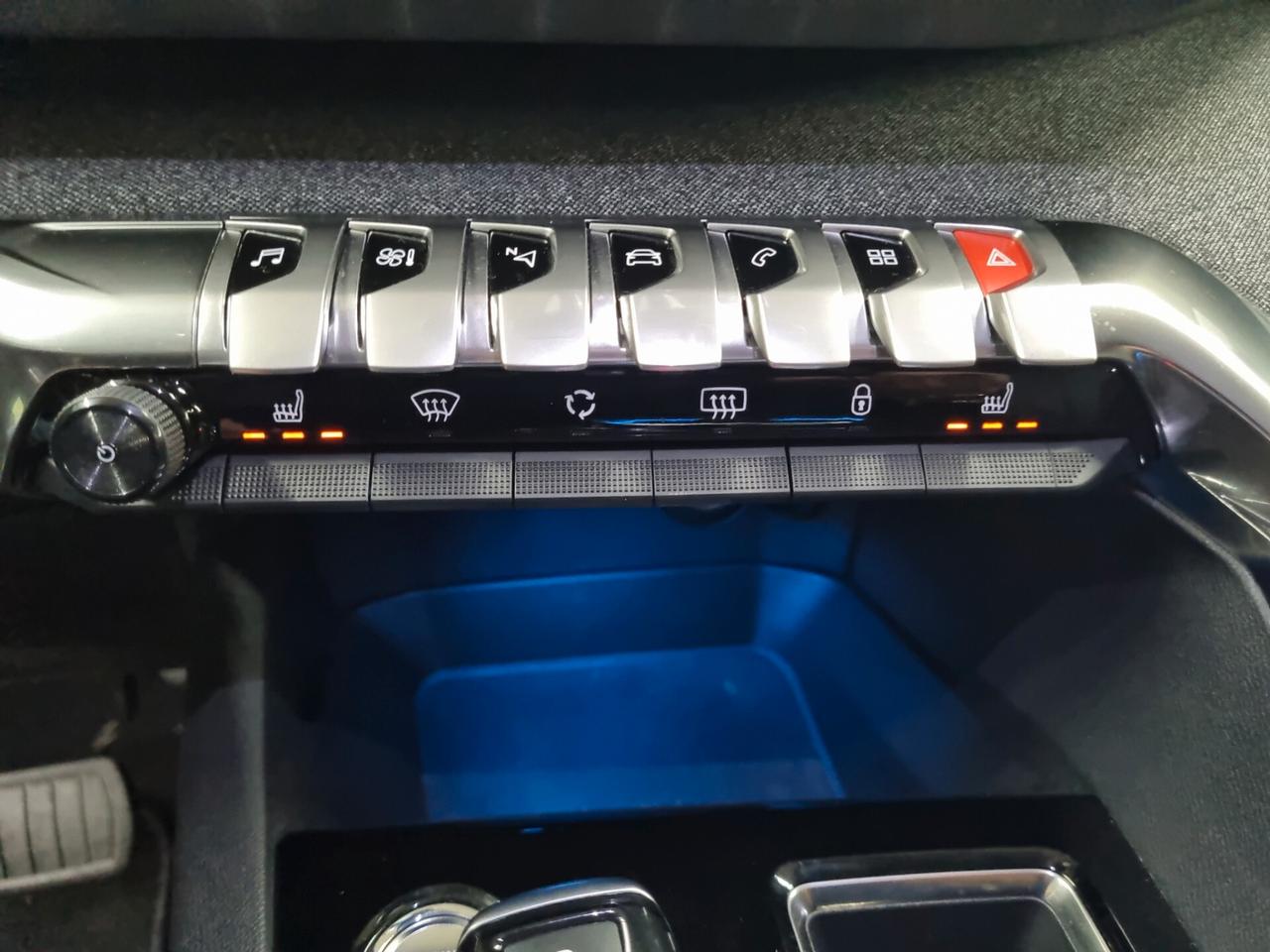 Peugeot 3008 BlueHDi 130 S&S EAT8 Allure