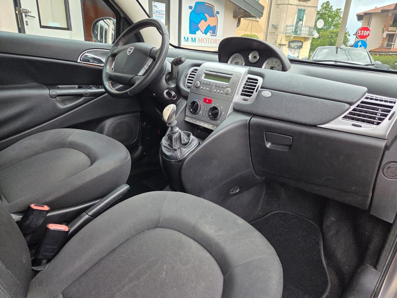 Lancia Ypsilon 1.2 69 CV PLATINUM 3 PORTE