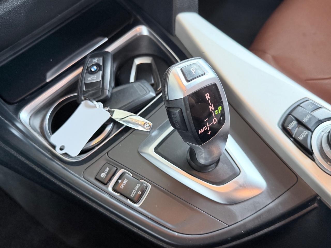 BMW318d AUTOMATICA Touring Luxury NEOPATENTATI EUR6