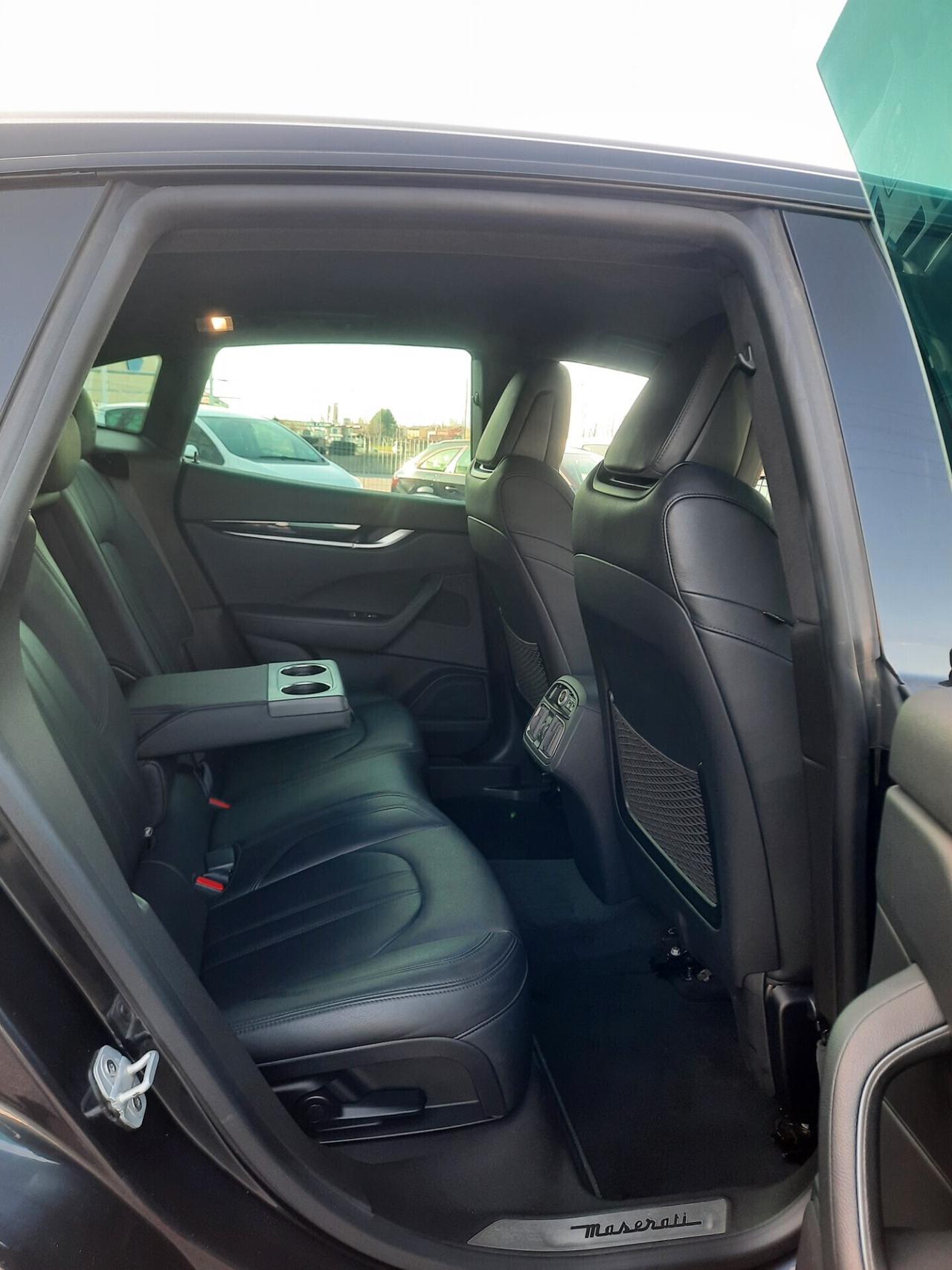 Maserati Levante V6 Diesel Q4 AWD Granlusso IVA DETRAIBILE