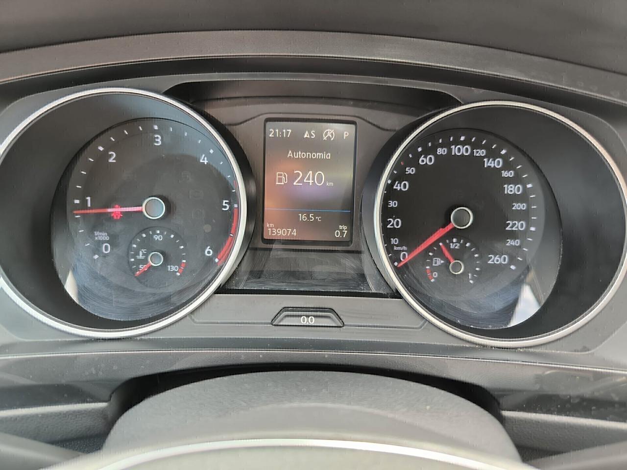 Volkswagen Tiguan 2.0 TDI SCR DSG Sport R-Line