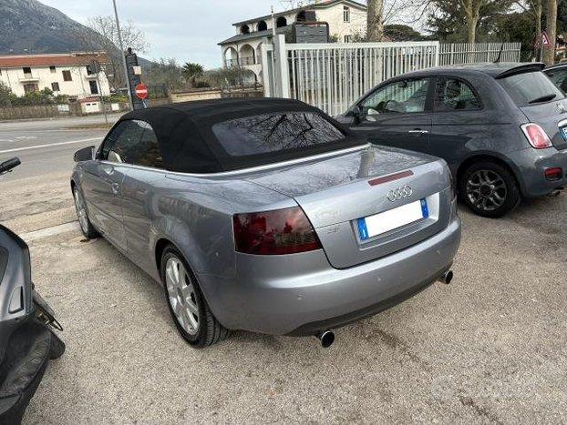 AUDI - A4 Cabrio - Cabriolet 2.5 V6 TDI AUTOMATICA