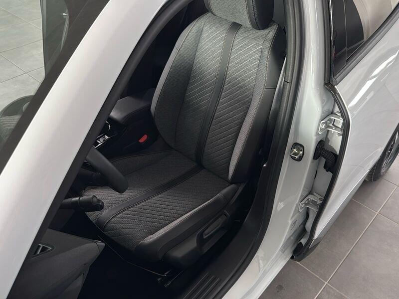 Peugeot 2008 1.2 Allure Pure Tech 100cv