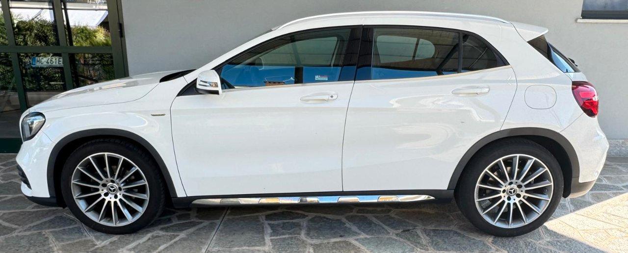 Mercedes GLA 200 Premium