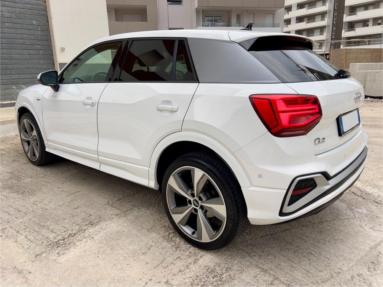 Audi Q2 35 TDI S tronic Admired Advanced