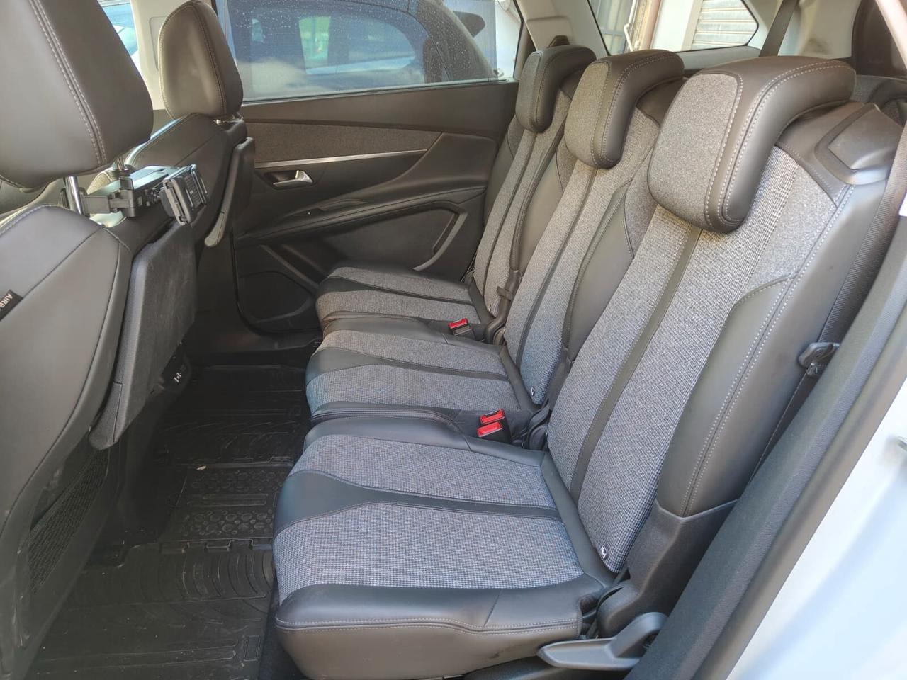 Peugeot 5008 1.6 120 CV Automatico EAT8 ALLURE
