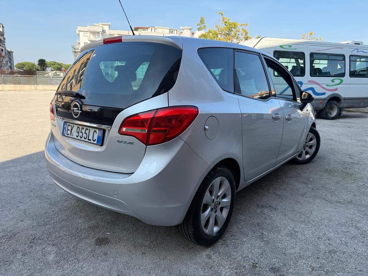 Opel Meriva 1.3 CDTI 95CV ecoFLEX Cosmo