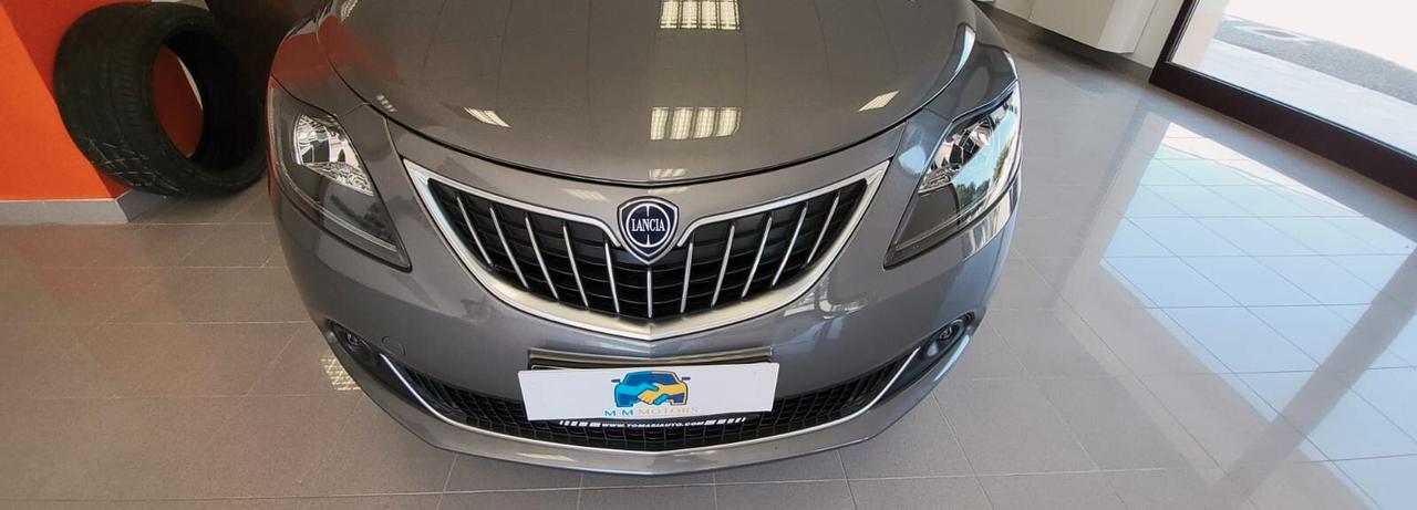 Lancia Ypsilon 1.0 FireFly 5 porte S&S Hybrid Silver Plus