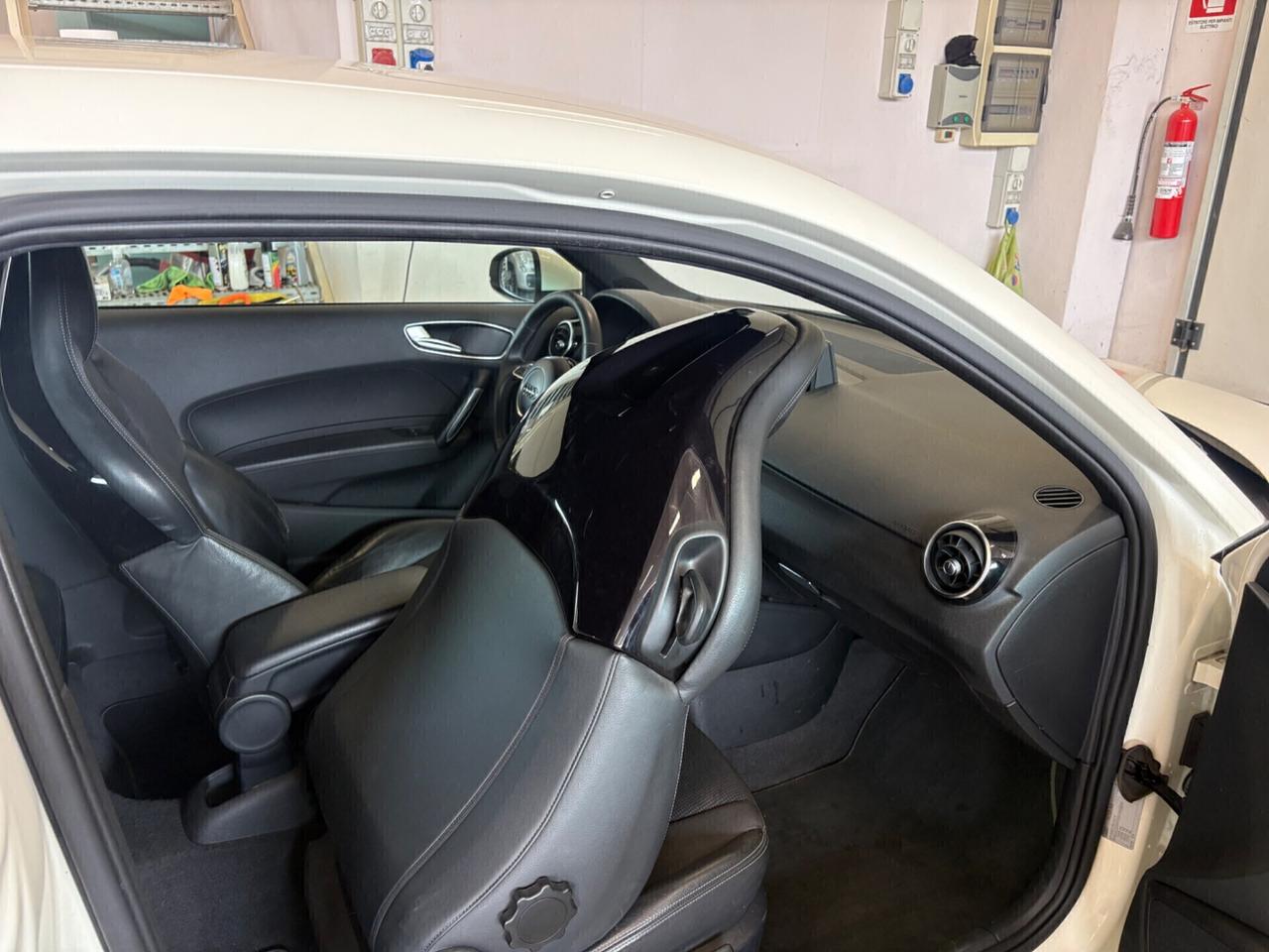 Audi A1/S1 1.4 TFSI 185 CV S tronic Ambition