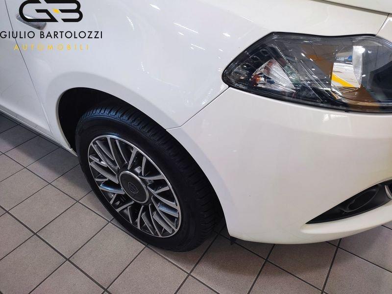 Lancia Ypsilon 1.0 FireFly 70cv Hybrid Gold Plus