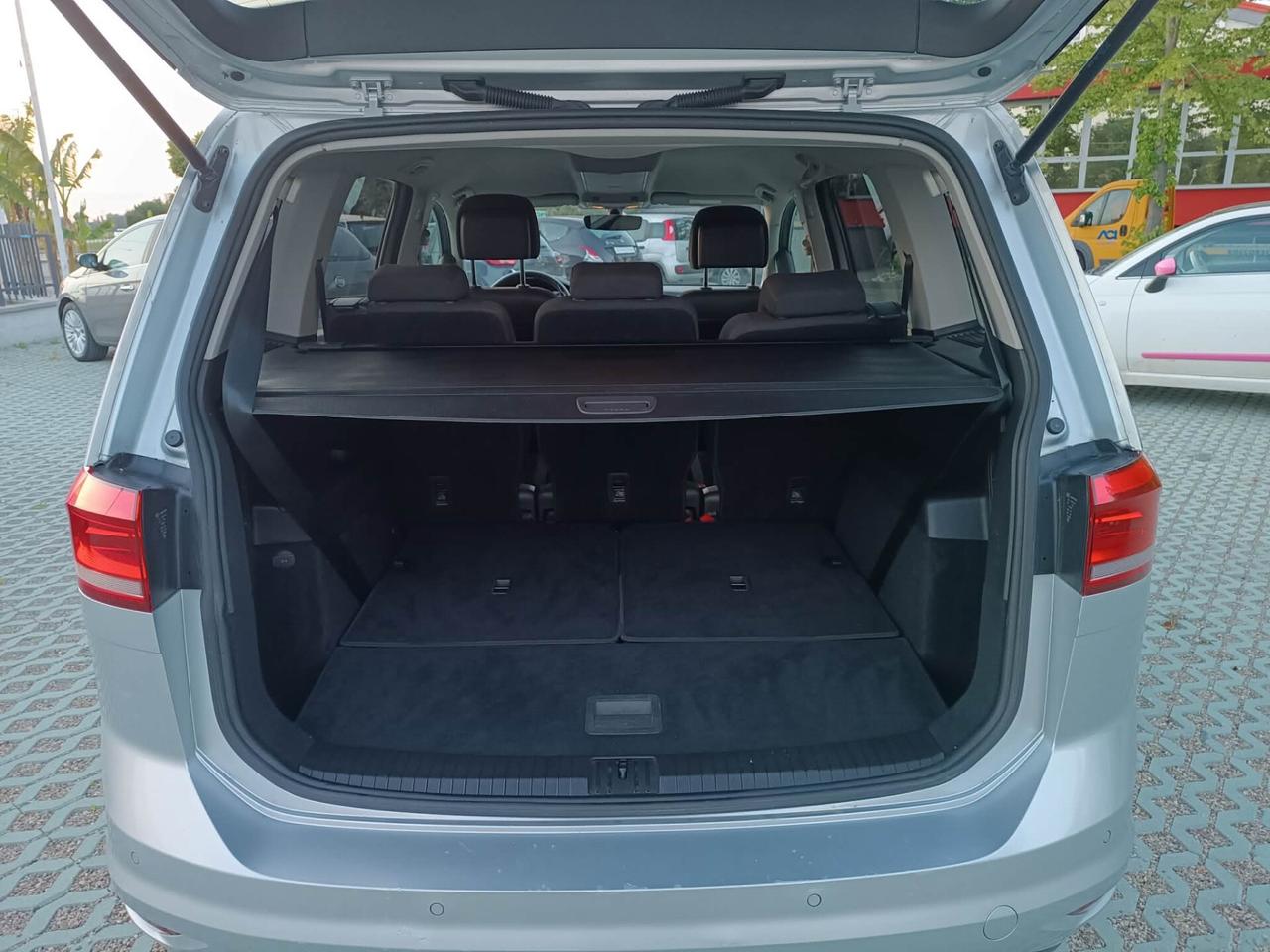 Volkswagen Touran 1.6 TDI 115 CV SCR Trendline BlueMotion 7 POSTI