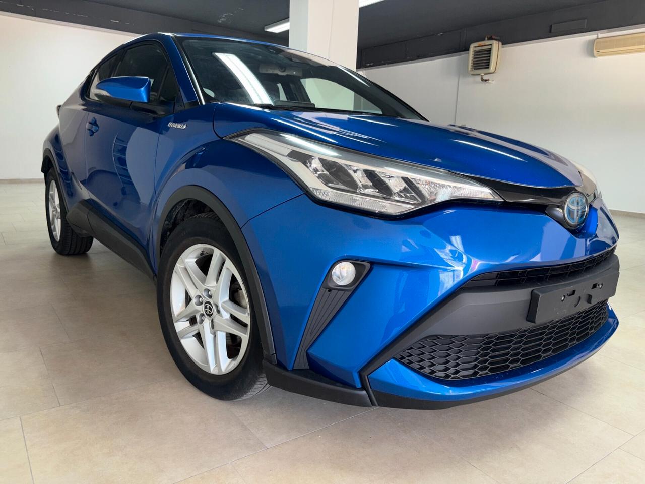 Toyota C-HR 1.8 Hybrid E-CVT Business