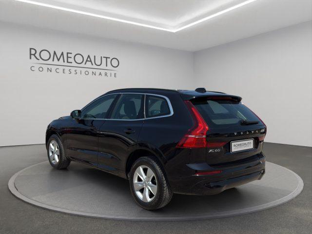 VOLVO XC60 B4 (d) AWD Geartronic Momentum Pro
