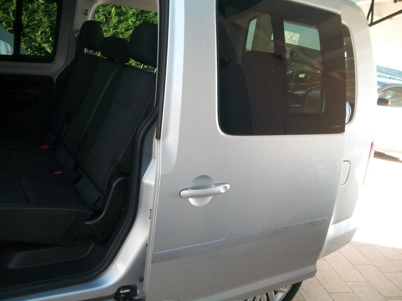 Volkswagen Caddy 1.4 TGI DSG Comfortline Maxi N 7 POSTI A SEDERE GARANZIA UN ANNO