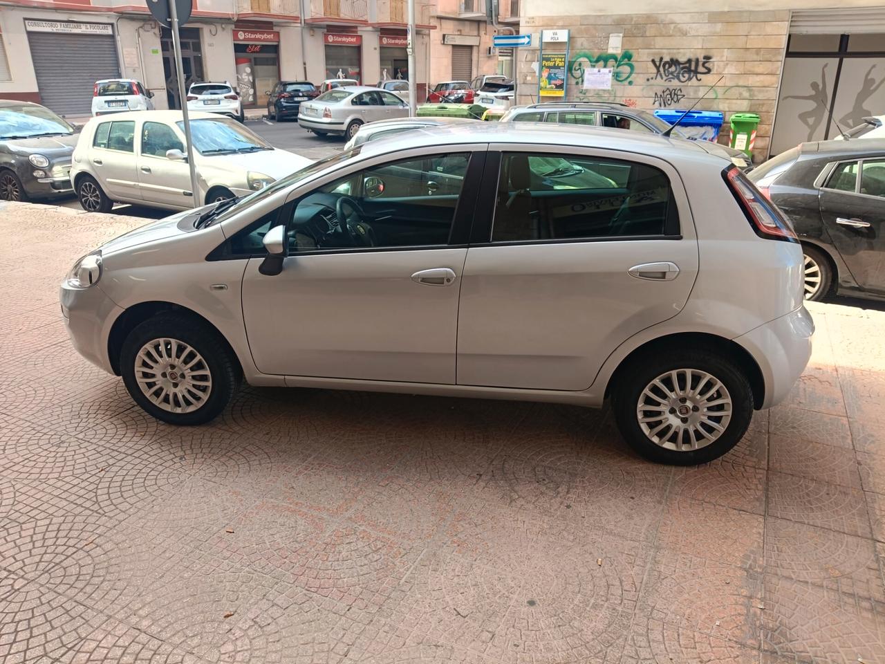 FIAT PUNTO 1.4 NATURAL POWER-NEOPATENTATI-Euro5490