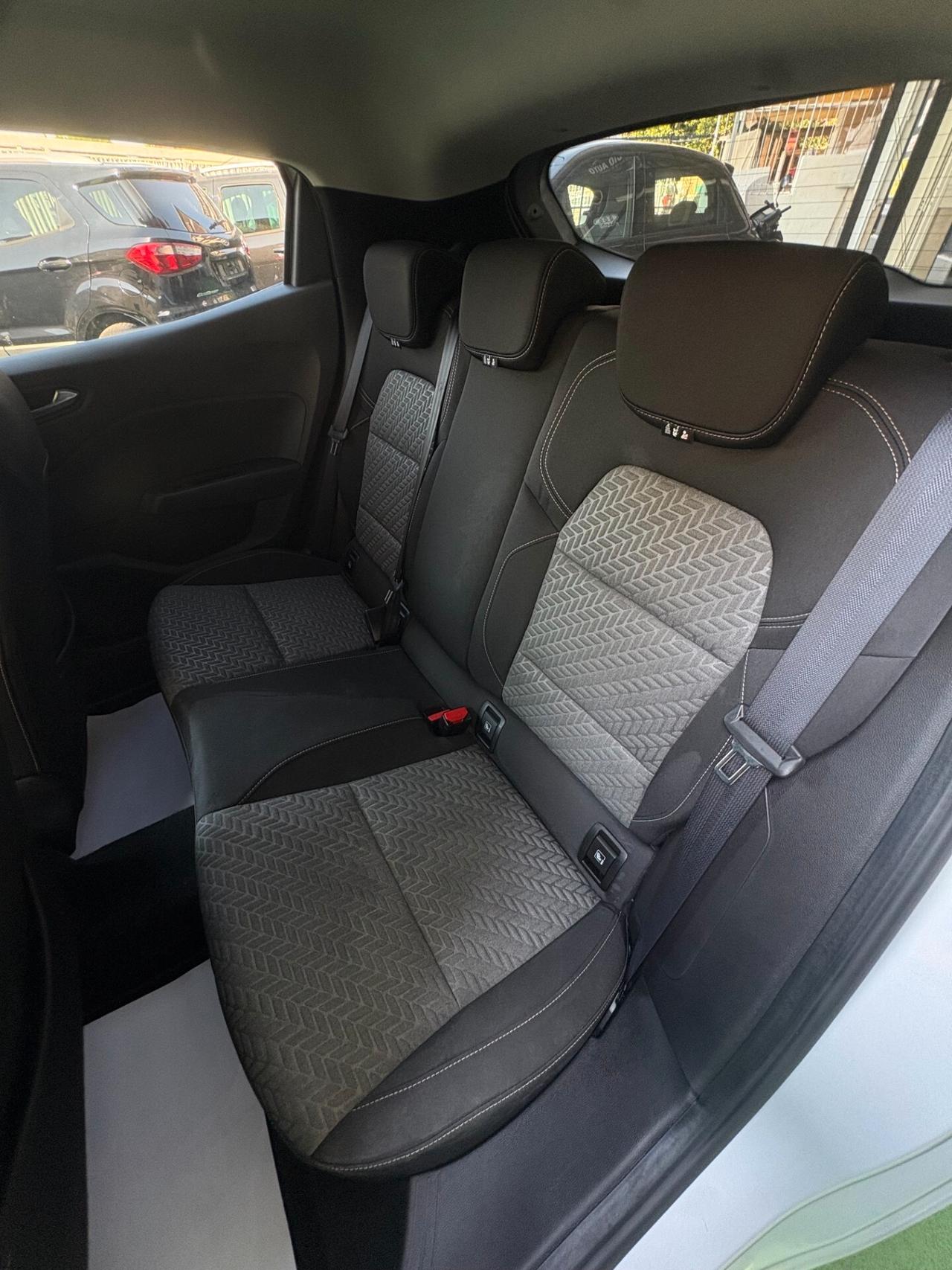 Renault Clio Blue dCi 100 CV 5 porte business