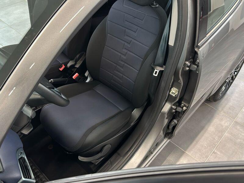 Lancia Ypsilon 1.0 Hybrid 70cv Gold