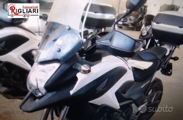 Honda NC750X del 2014 km 20329cambio meccanico