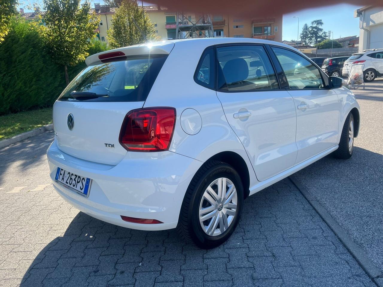 Volkswagen Polo 1.4 TDI 5p. Anno 2015 x neo pat