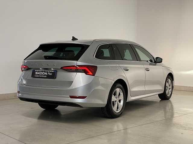 SKODA Octavia 2.0 TDI EVO SCR DSG Wagon Executive