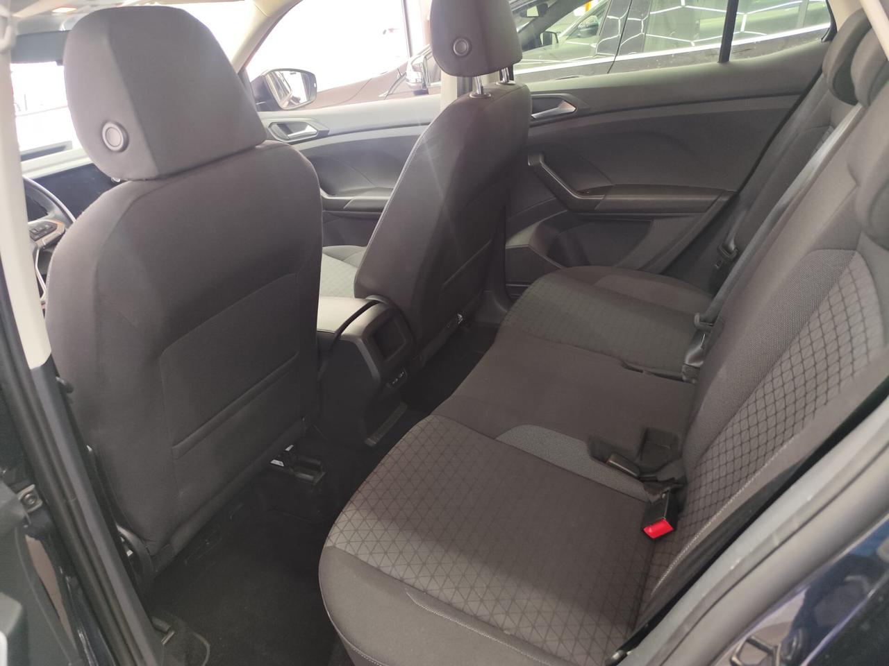 Volkswagen T-Cross 1.0 TSI 110 CV DSG Sport