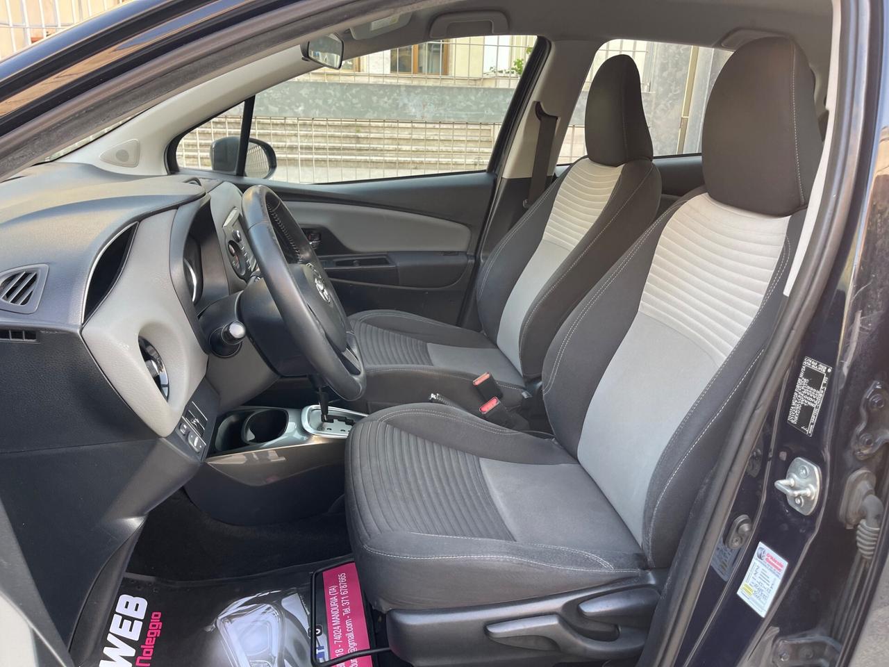 TOYOTA YARIS 1.5 Hybrid 5 porte Style 2018